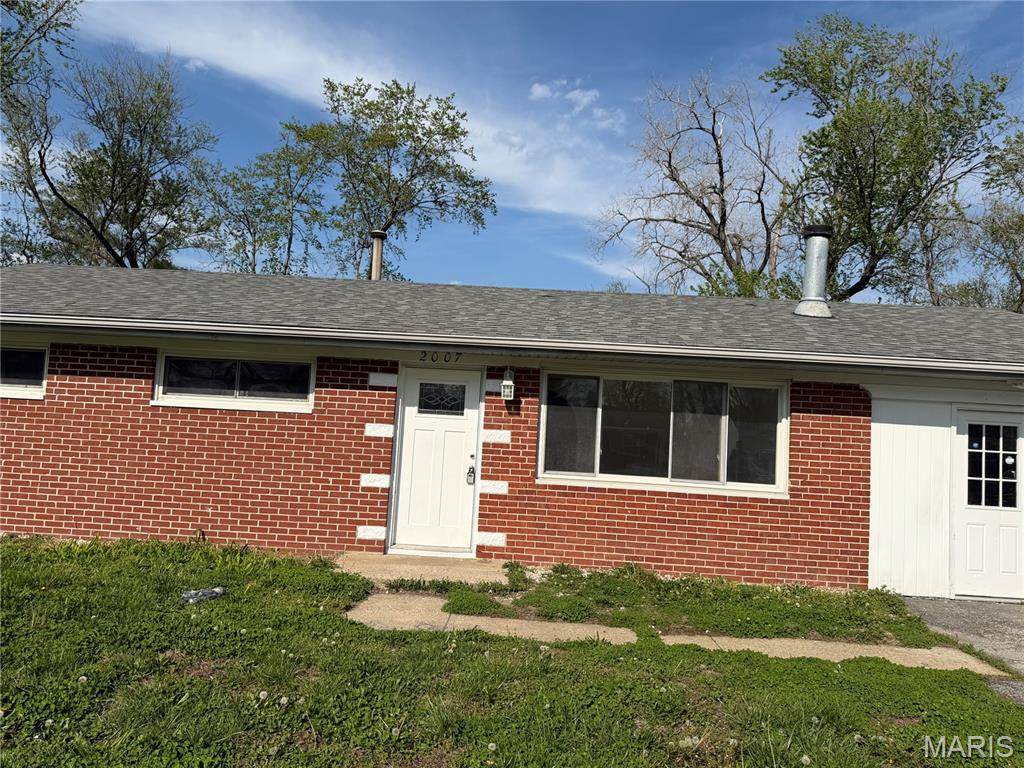2007 Delores Street - Photo 1