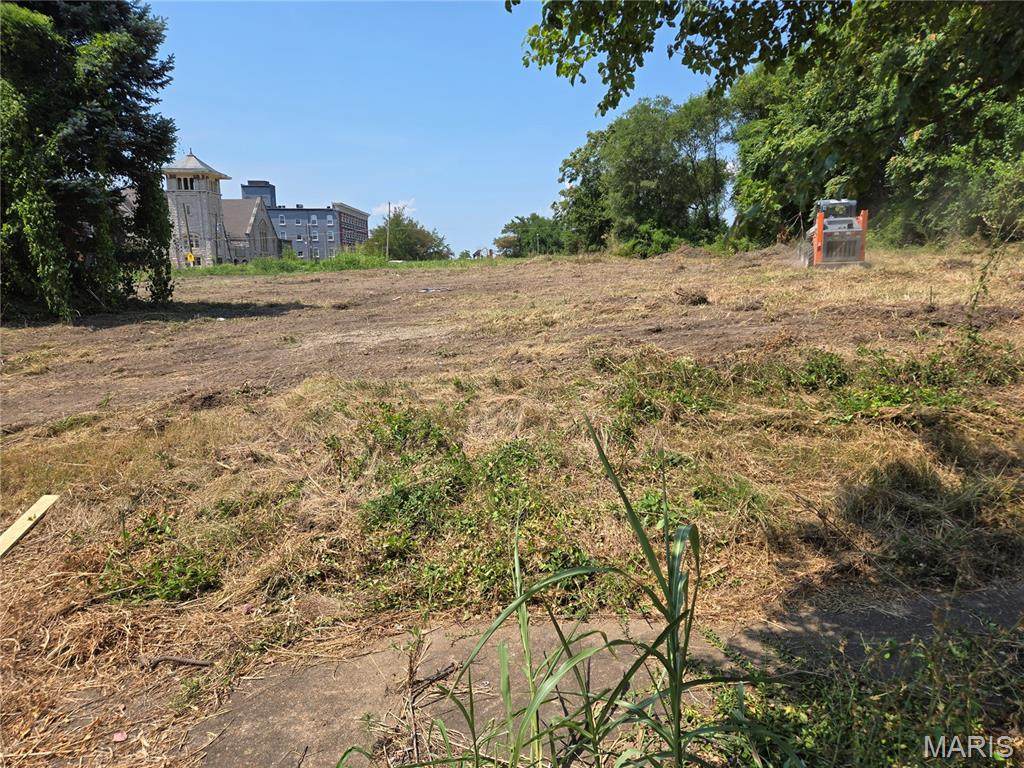 1013 Thornby Place - Photo 1