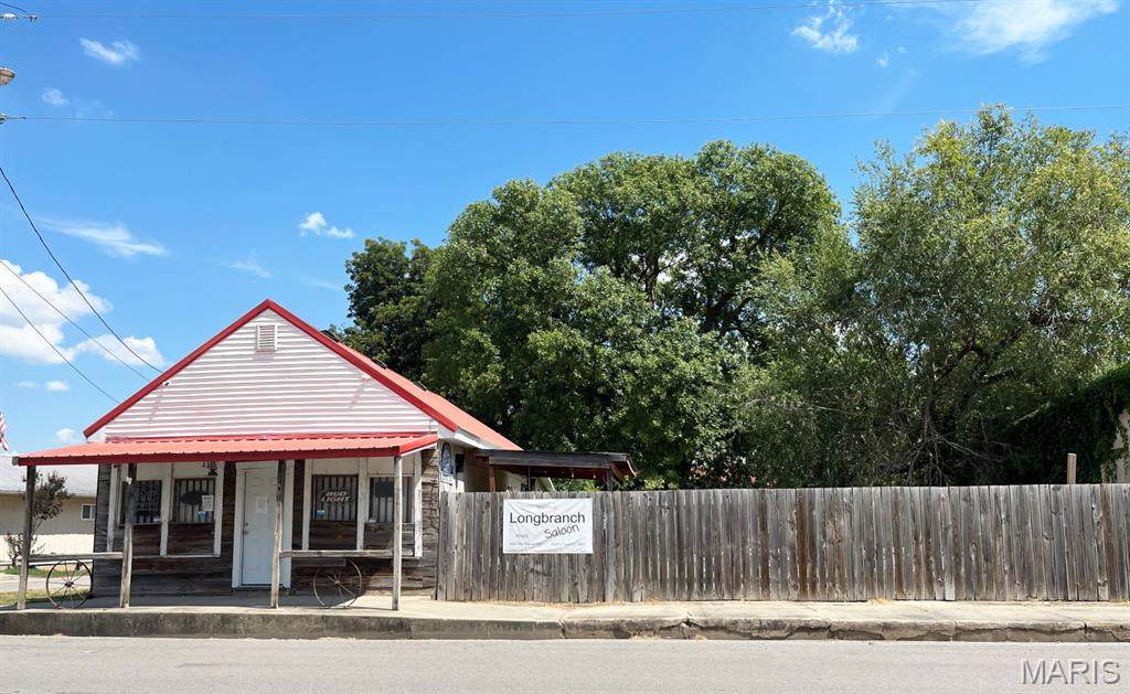 111 Cypress Street - Photo 1