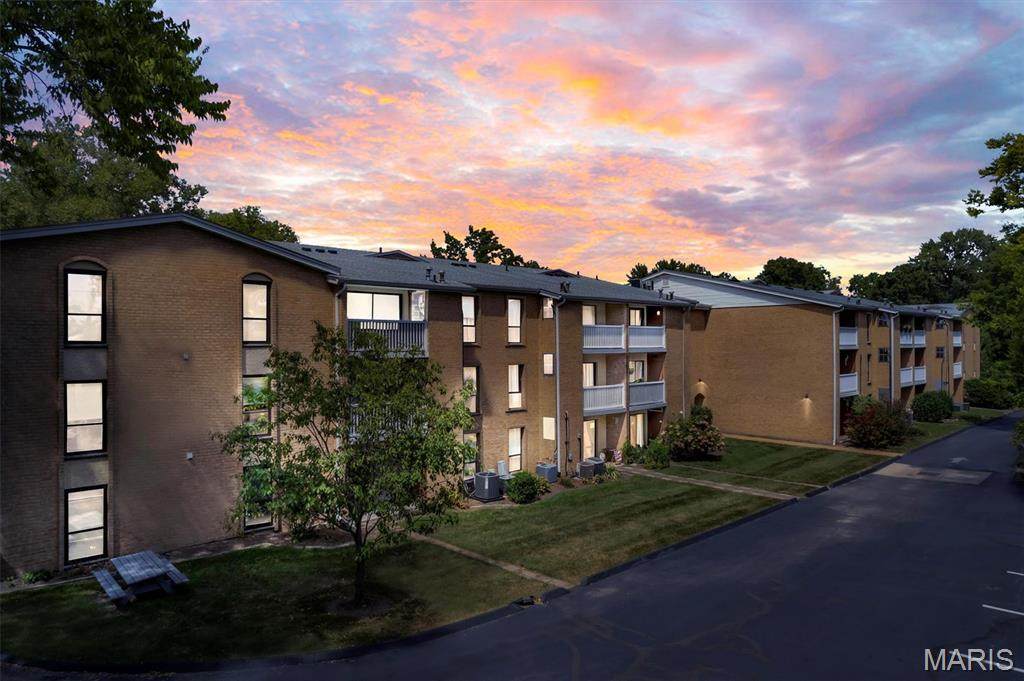 444 Clay Avenue - Photo 1