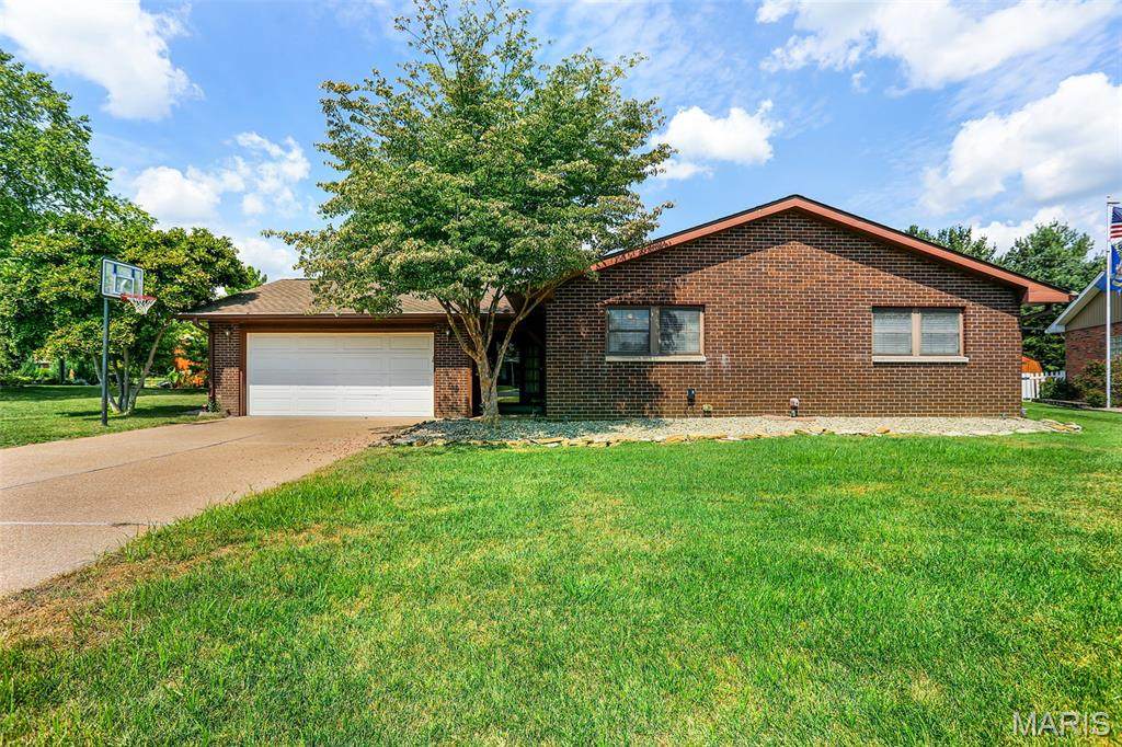 134 Kendall Drive - Photo 1