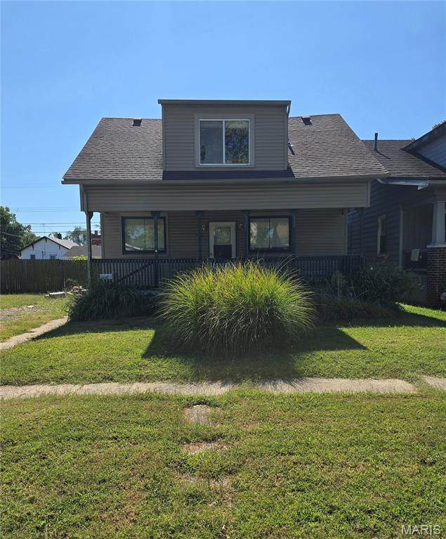 2540 Grand Avenue - Photo 1