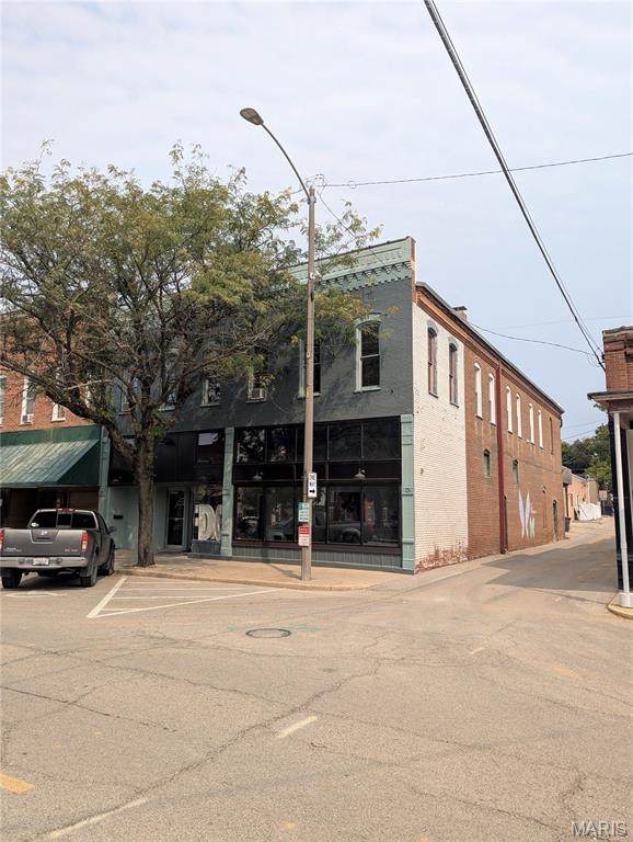 215 College Avenue - Photo 1