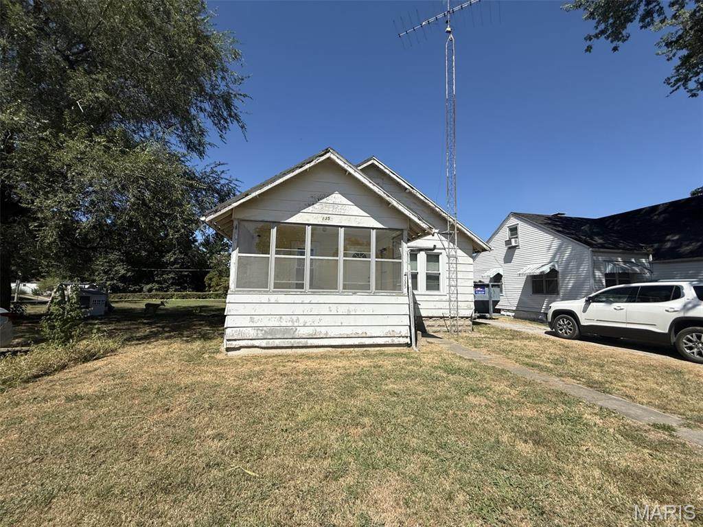 135 Maple Street - Photo 1