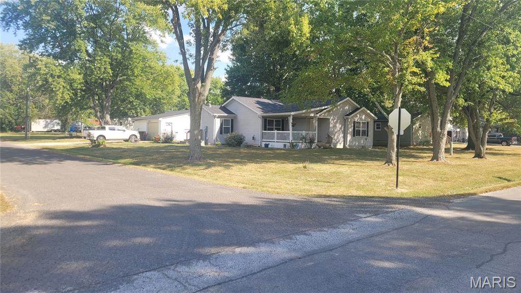 1000 Illinois Avenue - Photo 1