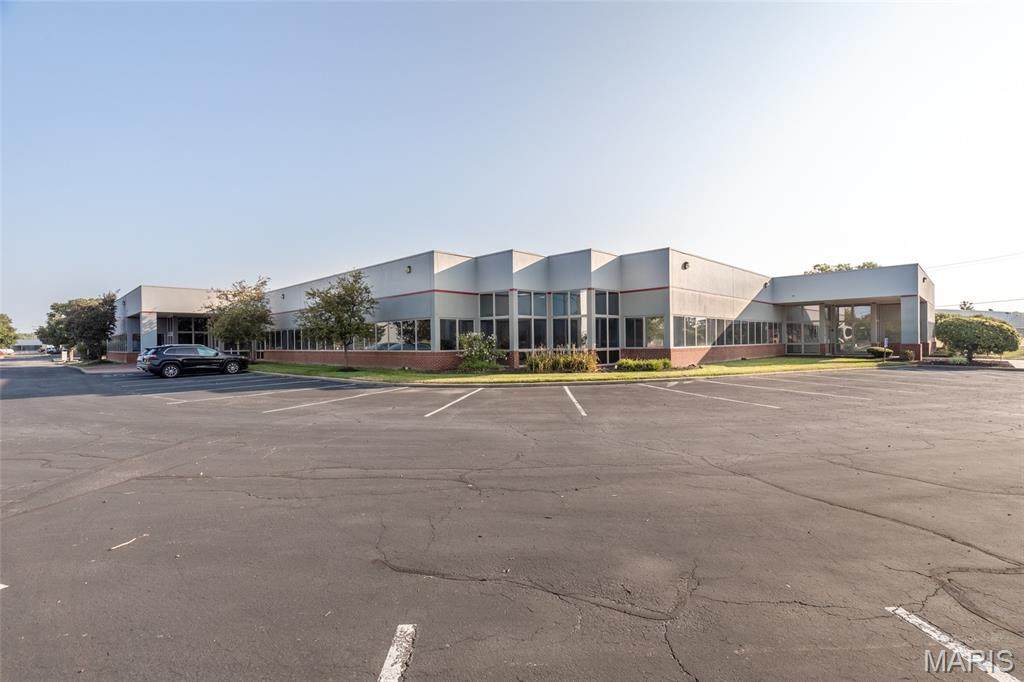 702 Spirit 40 Park Drive - Photo 1