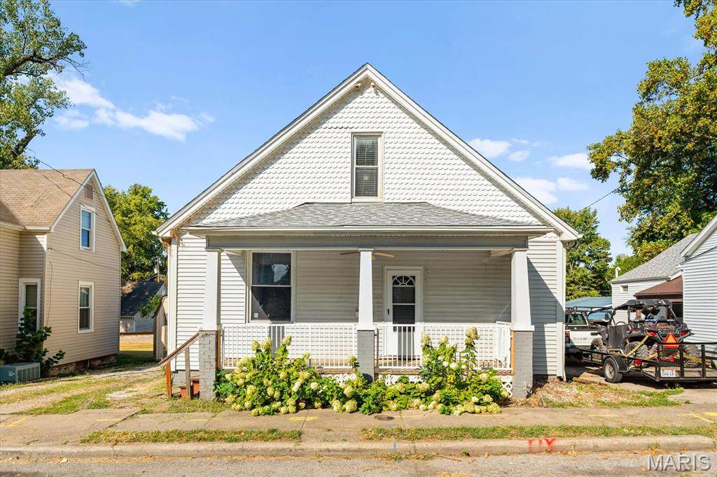 907 Jackson Street - Photo 1