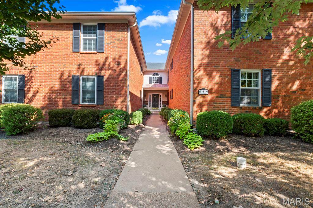 117 Clinton Place - Photo 1