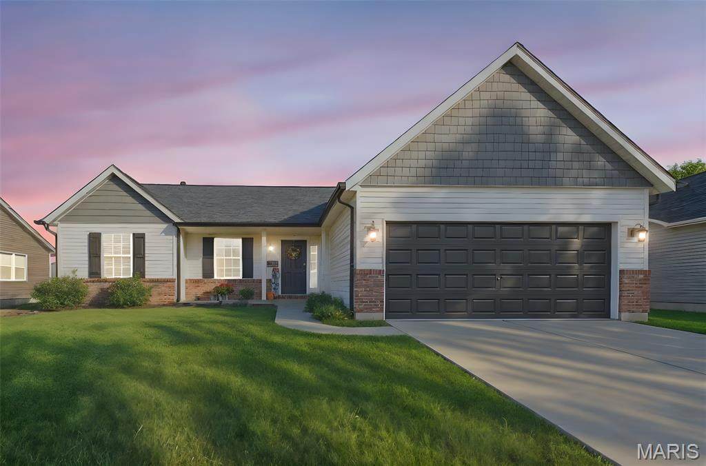 2846 Robert Drive - Photo 1