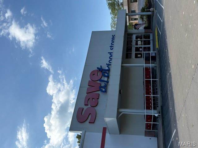 2700 Osage Street - Photo 1