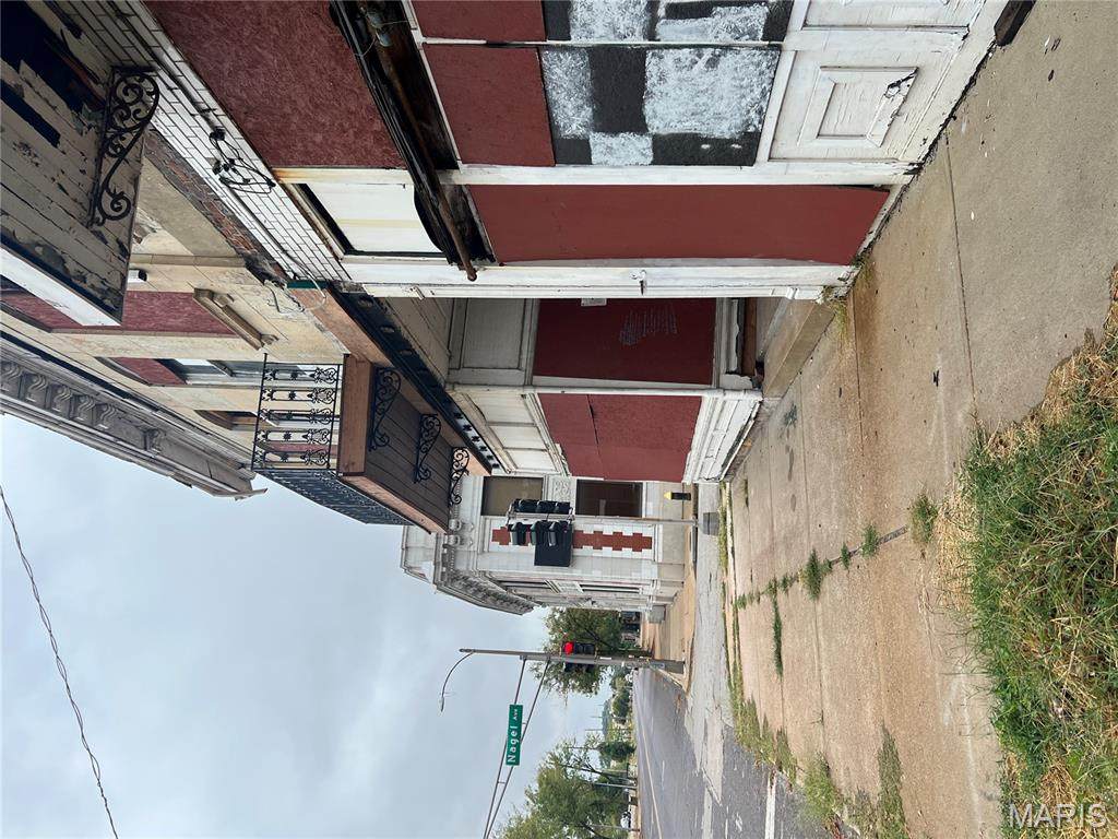 7129 Broadway - Photo 1
