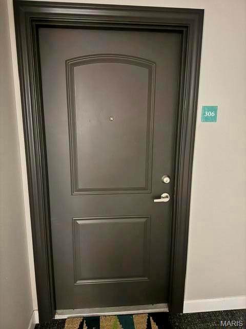 5696 Kingsbury Avenue - Photo 1