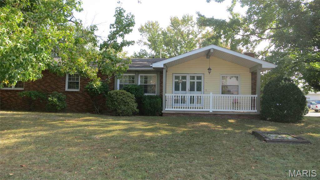 615 Texas Boulevard - Photo 1