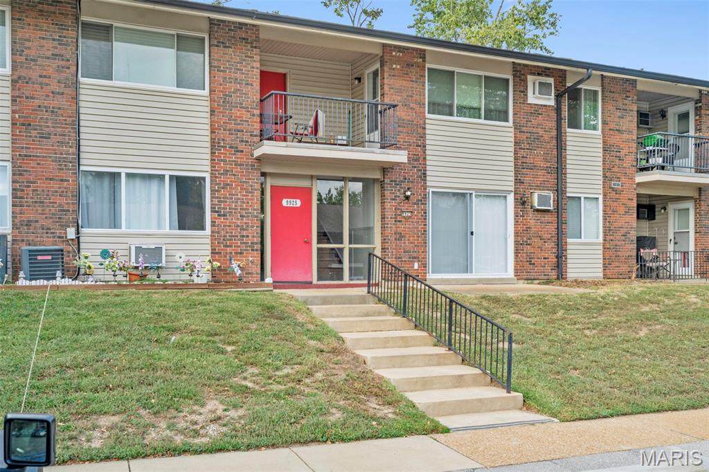 9925 Bunker Hill Drive - Photo 1