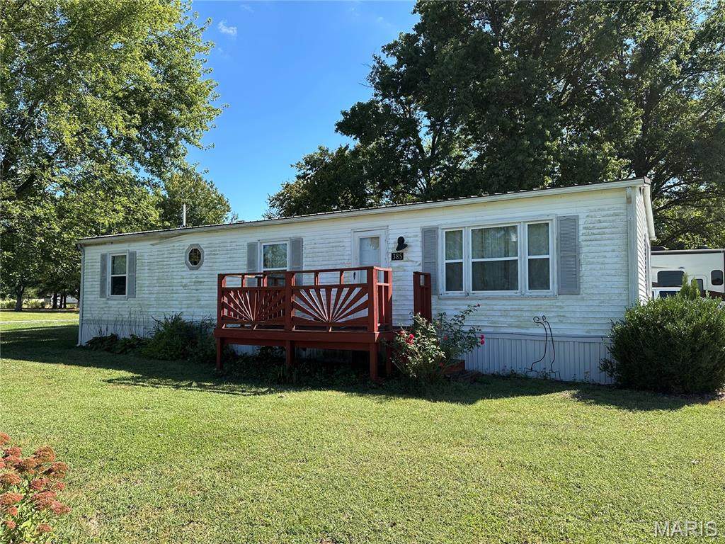 385 Bryden Avenue - Photo 1