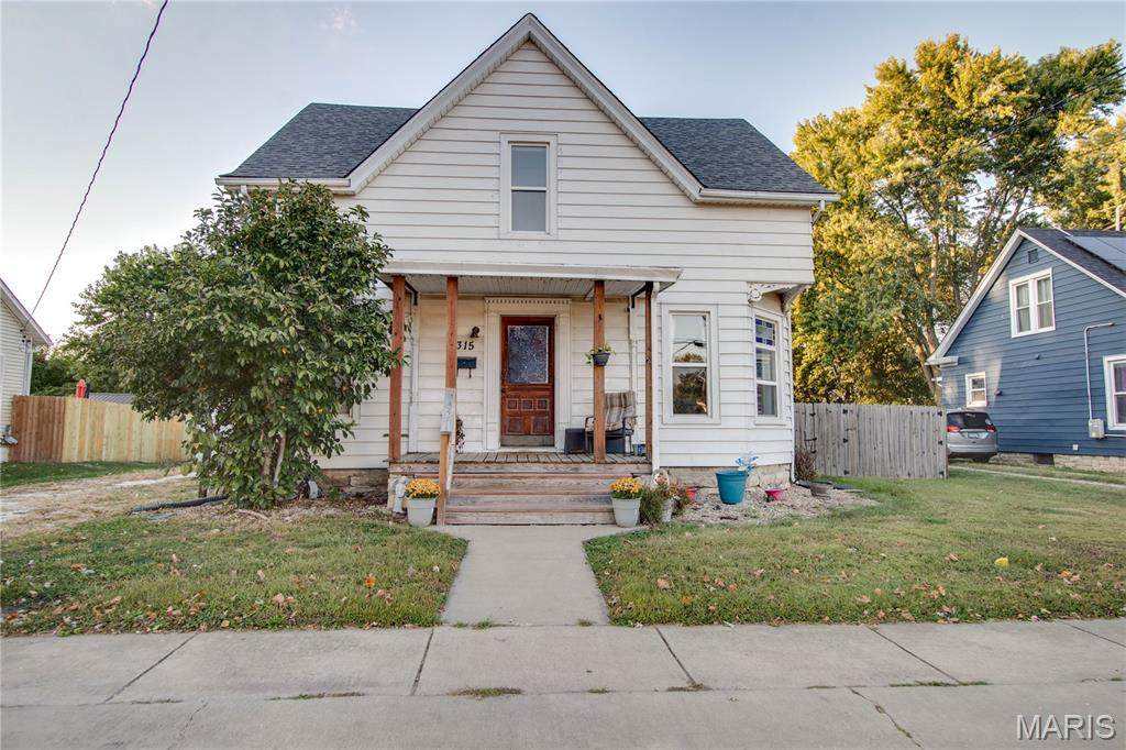 315 Prairie Street - Photo 1