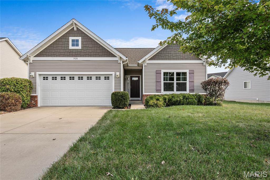 3920 Beechmont Circle - Photo 1