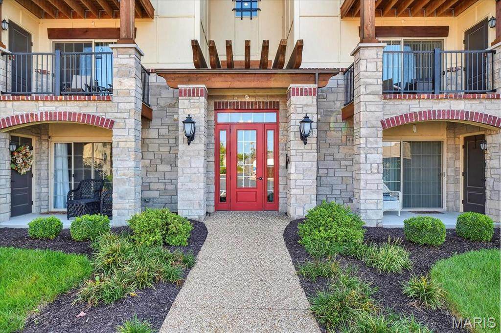 334 Bordeaux Way - Photo 1