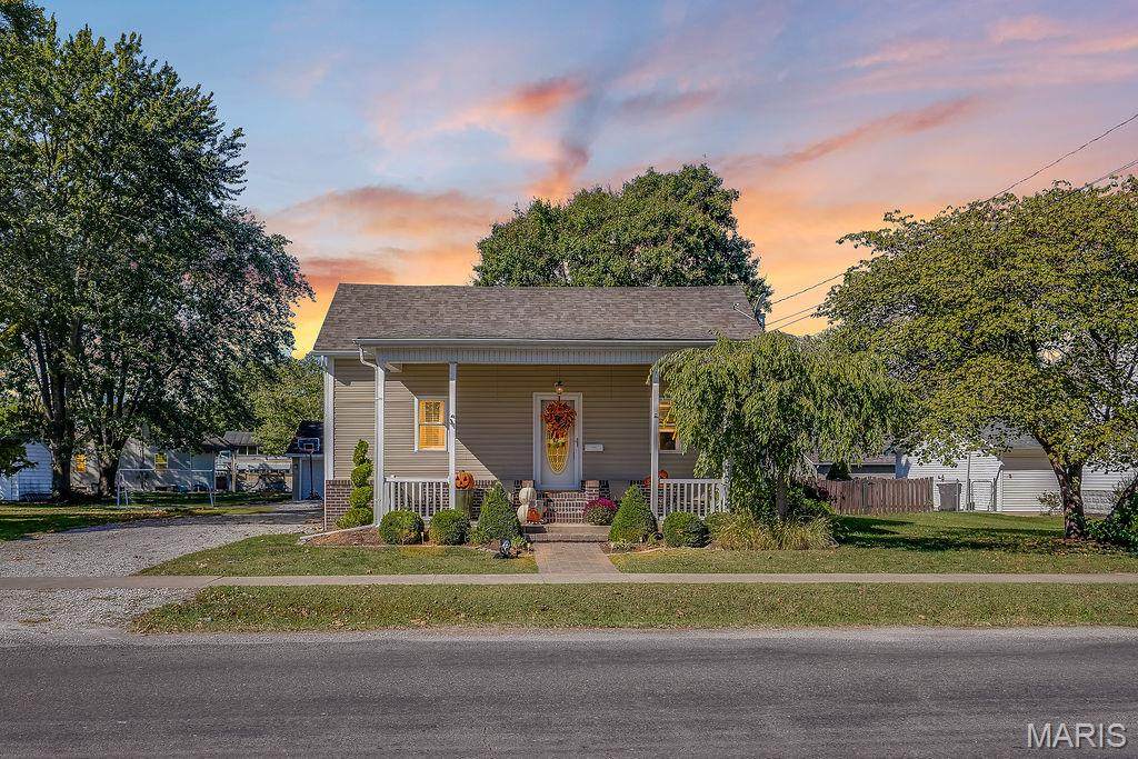 311 Hibbard Street - Photo 1