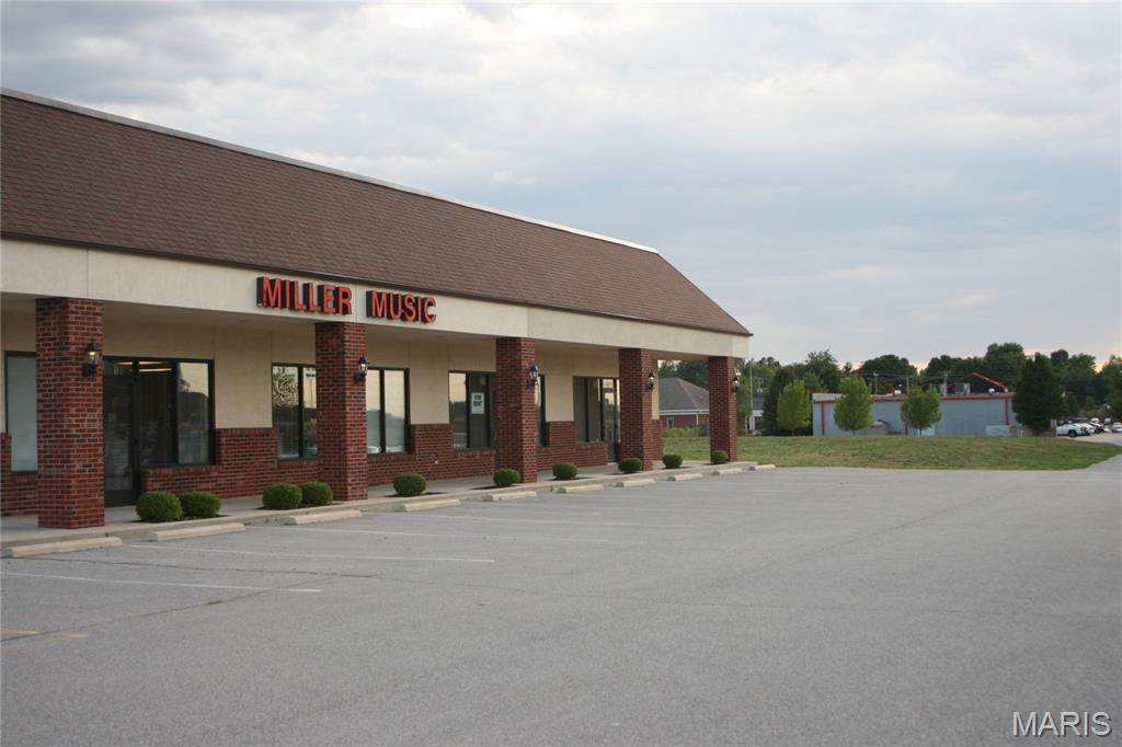 4510 Illinois Street - Photo 1