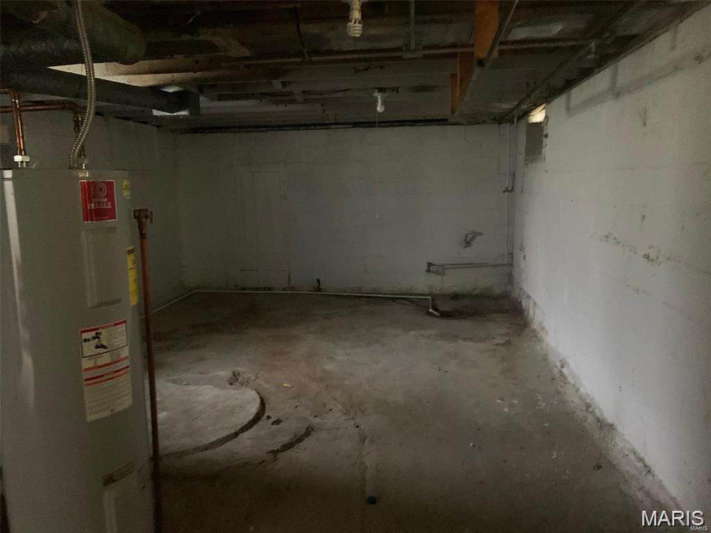 148 34th Street - Photo 1