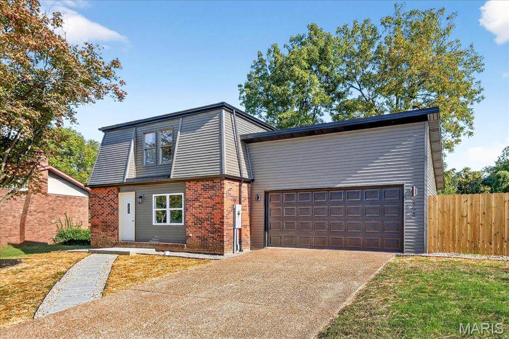 208 Coral Drive - Photo 1