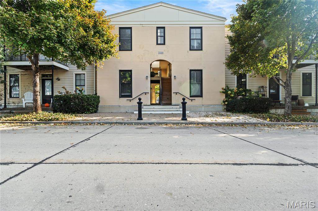 3416 Hiram Street - Photo 1