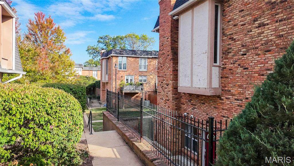 1150 Rue La Chelle Walk - Photo 1