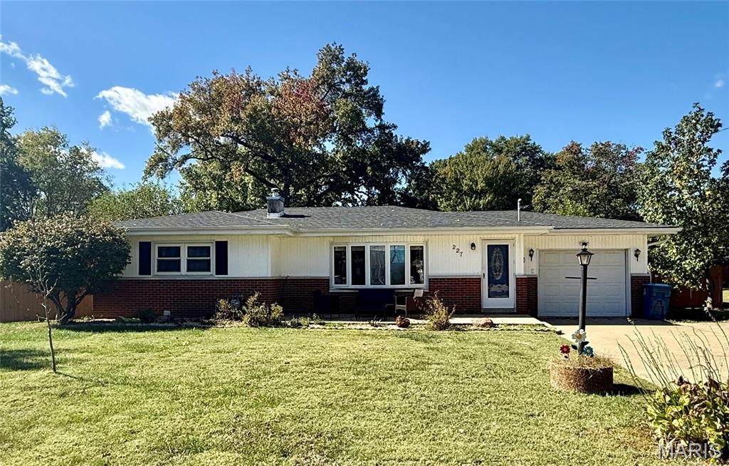 227 Wolf Avenue - Photo 1