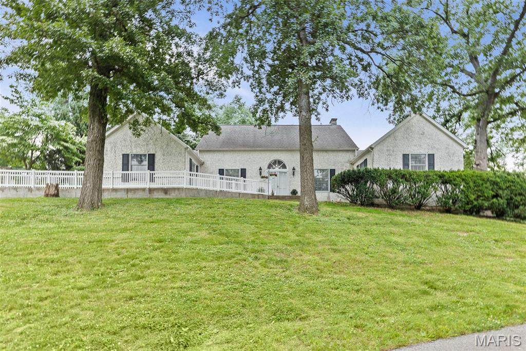 110 Fullerton Road - Photo 1