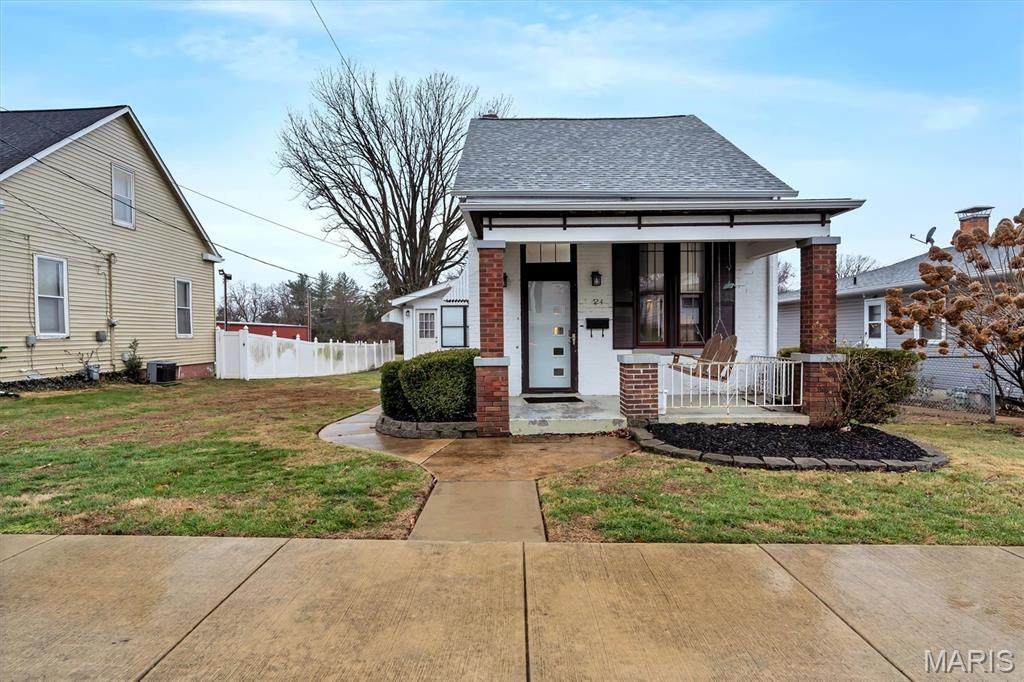 724 Union Avenue - Photo 1