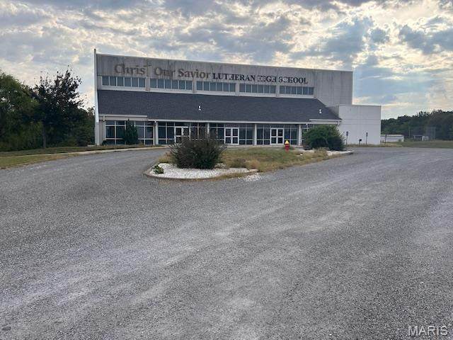 810 Soldiers Way - Photo 1