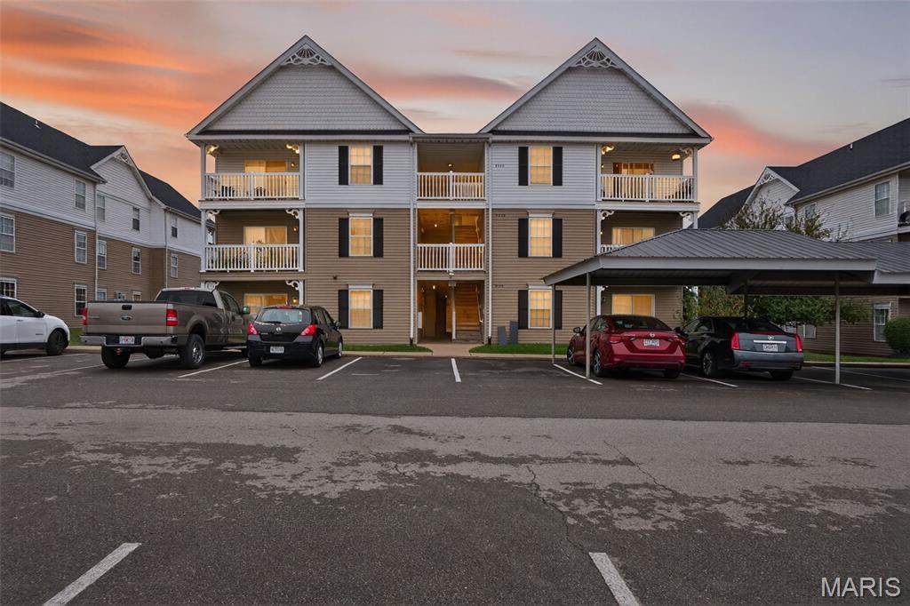 9100 Spring Creek Lane - Photo 1