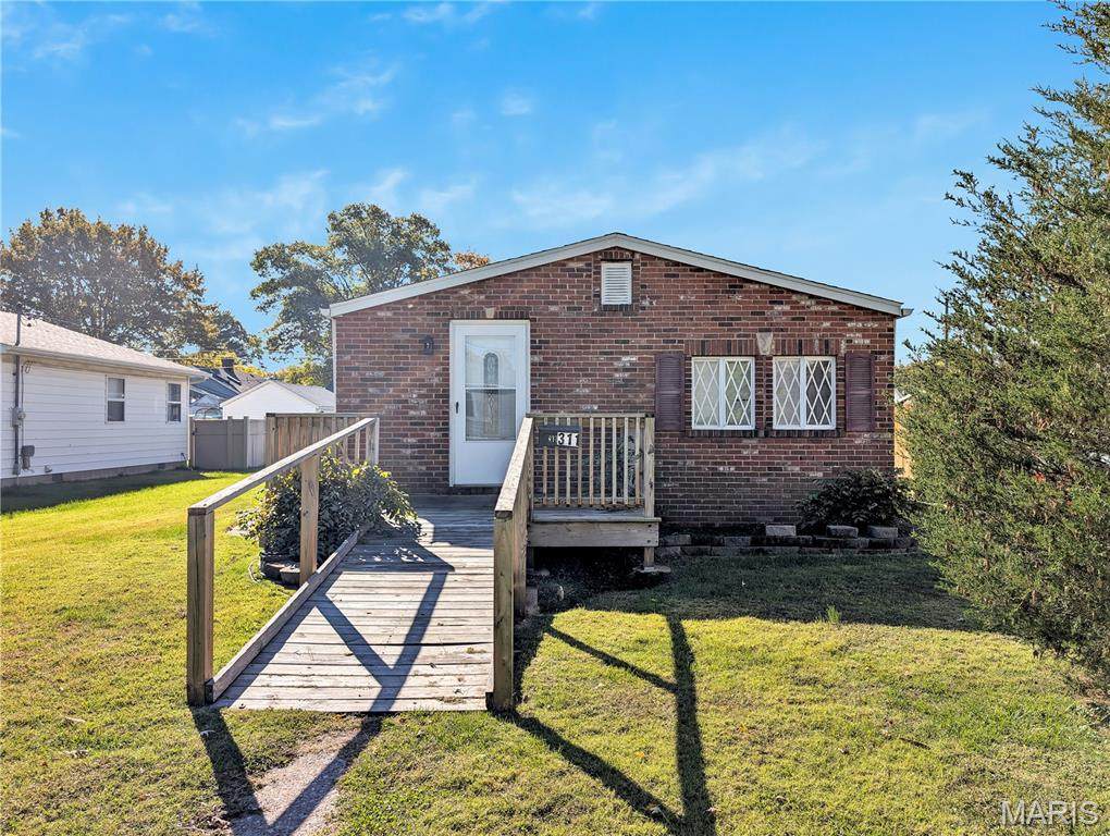 311 2nd Street - Photo 1