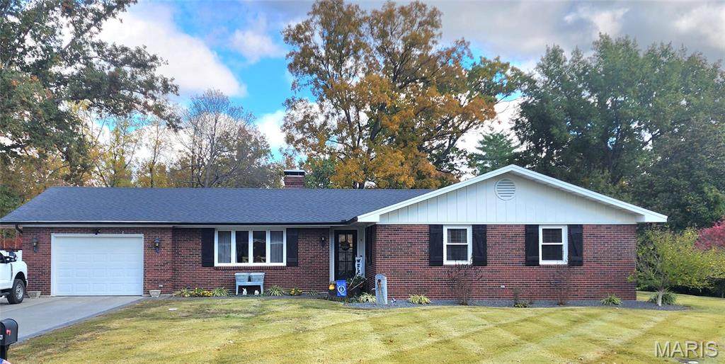 5 Forest Court - Photo 1