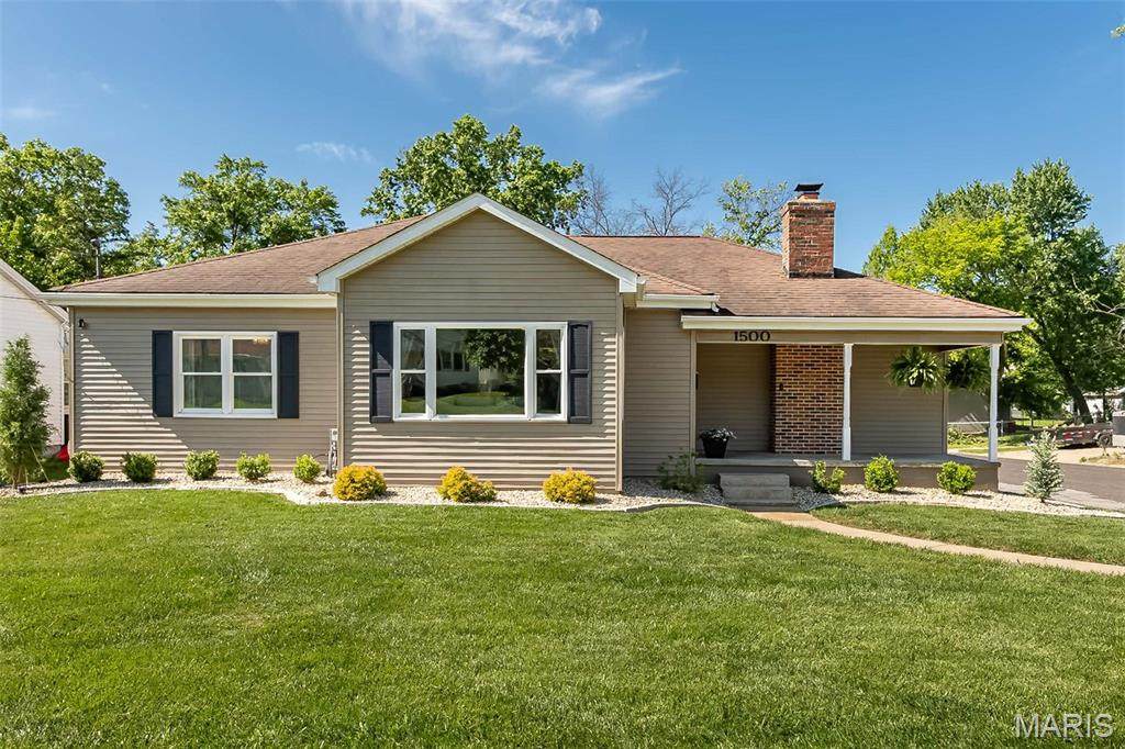 1500 6th Street - Photo 1