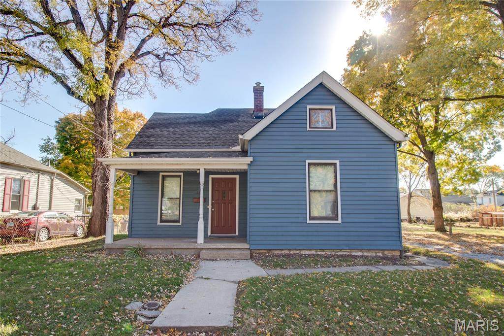 815 Hawley Avenue - Photo 1