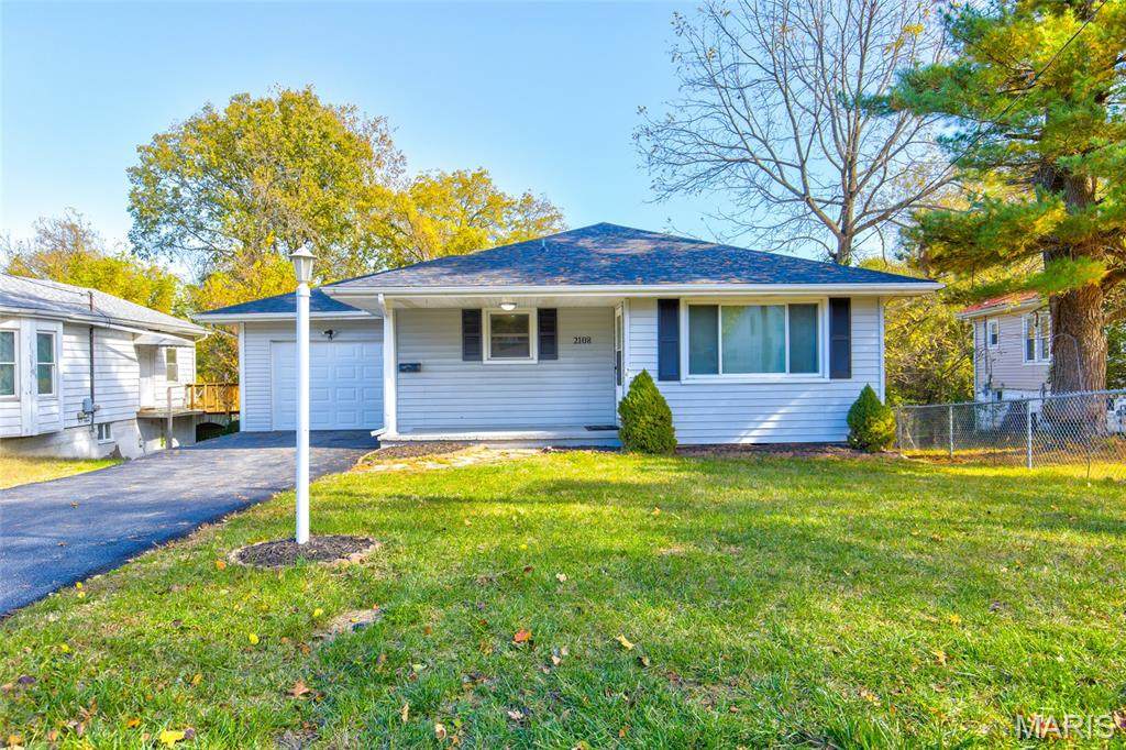 2108 Holland Street - Photo 1