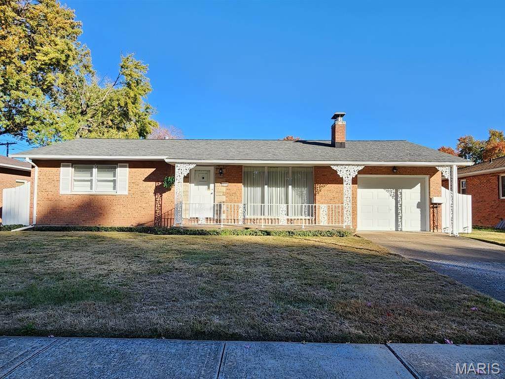 3234 Princeton Drive - Photo 1