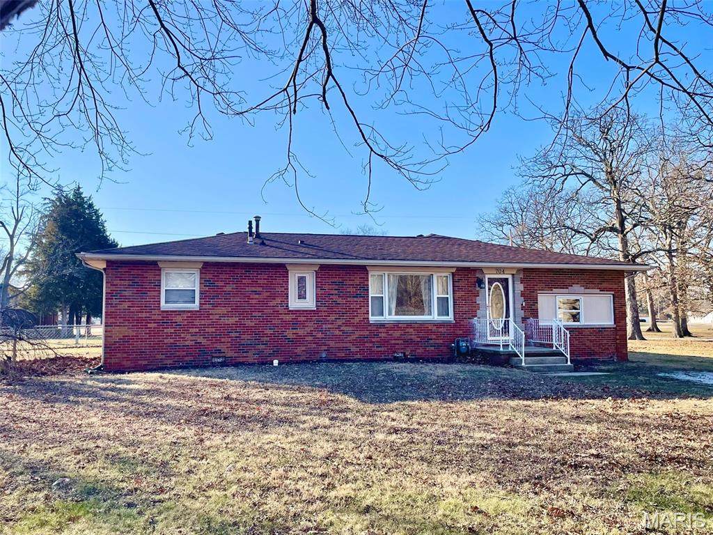 704 Sawyer Street - Photo 1