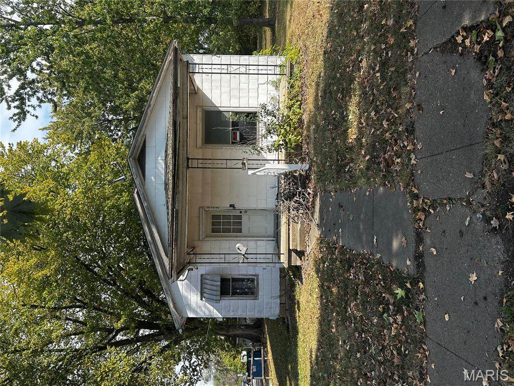 111 Elm Street - Photo 1