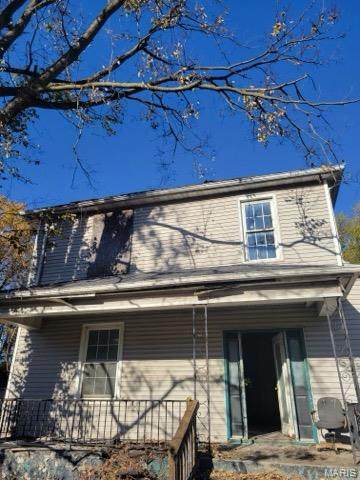 2913 Renshaw Avenue - Photo 1