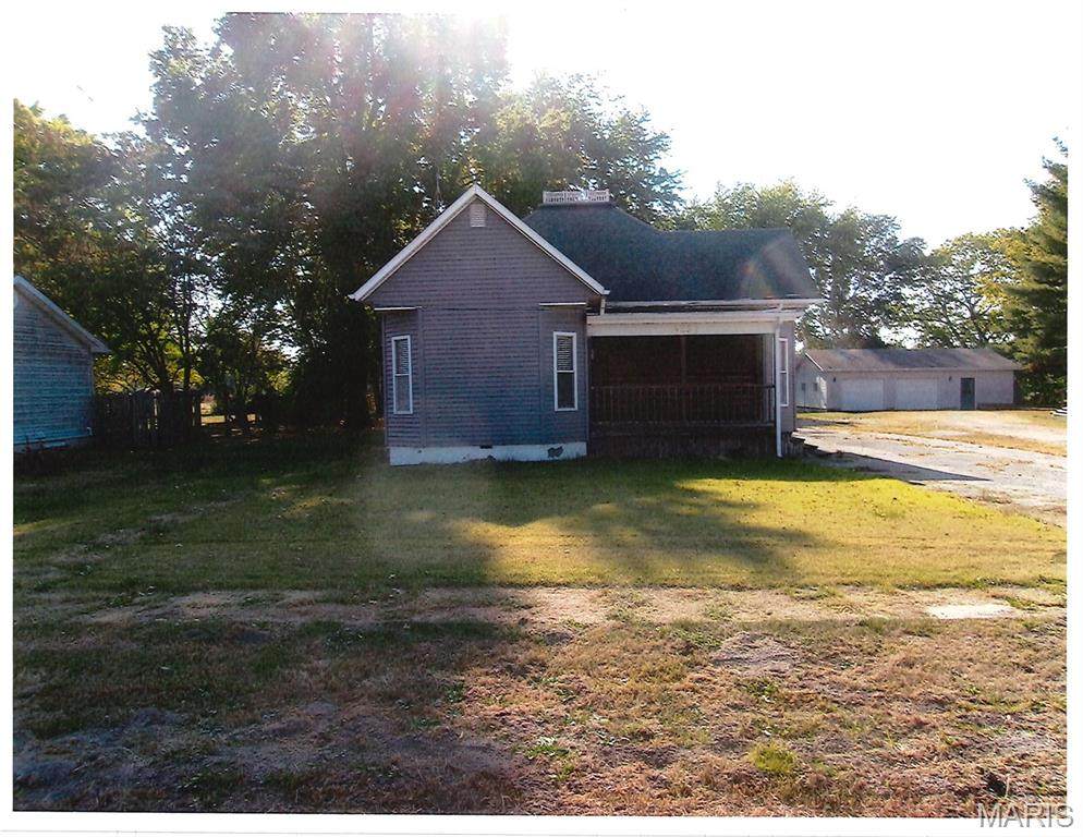 425 Pine Street - Photo 1