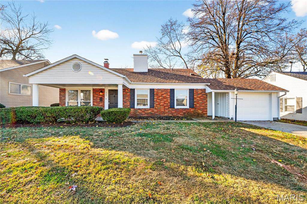 305 Wellesley Drive - Photo 1