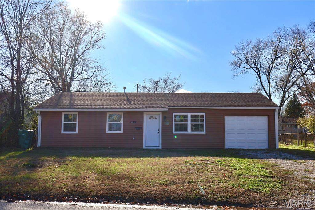 4912 Piggott Avenue - Photo 1