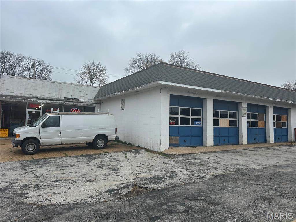 7049 Florissant Avenue - Photo 1