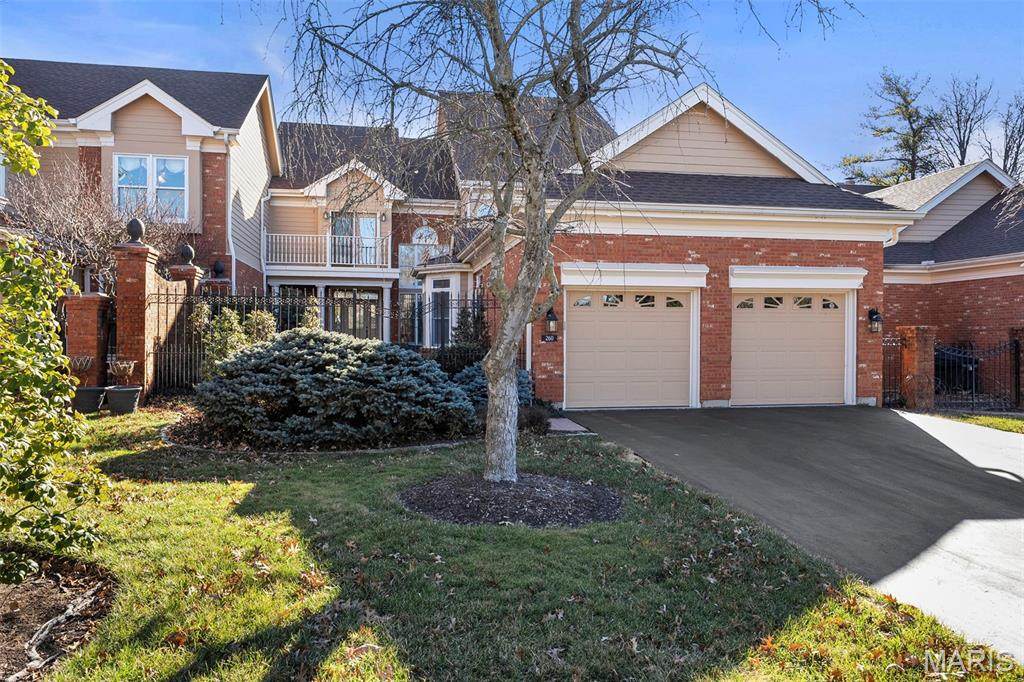260 Carlyle Lake Drive - Photo 1