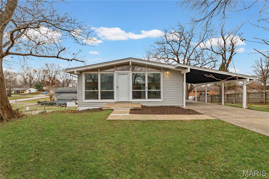 6 Mound Drive - Photo 1