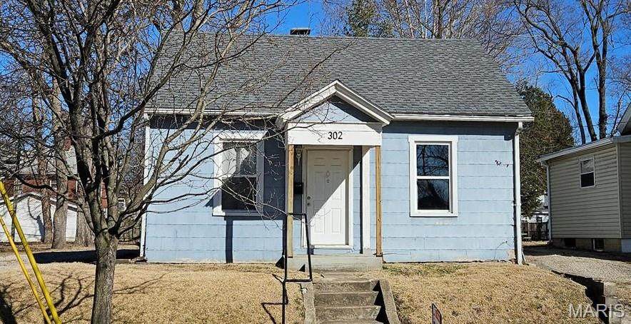 302 Olive Street - Photo 1