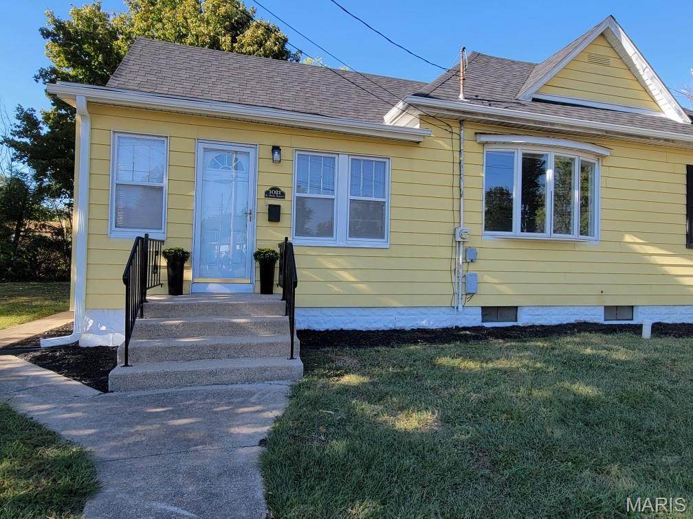 1021 Main Street - Photo 1